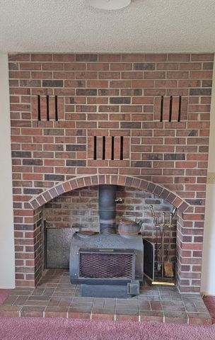 3072 Alta Mesa Drive, Redding, CA 96002