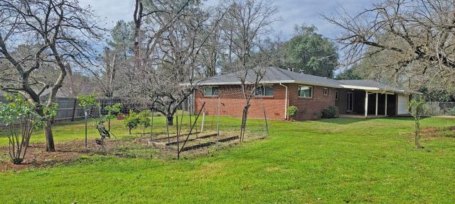 3072 Alta Mesa Drive, Redding, CA 96002