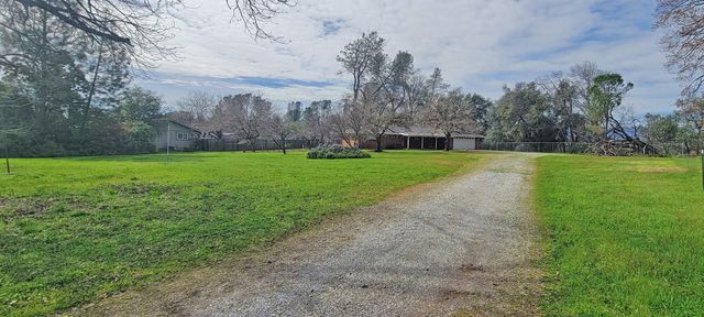 3072 Alta Mesa Drive, Redding, CA 96002