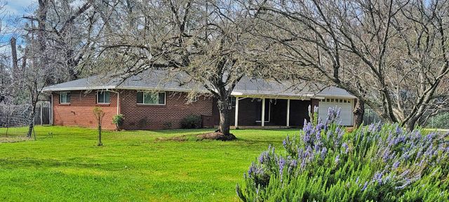 3072 Alta Mesa Drive, Redding, CA 96002