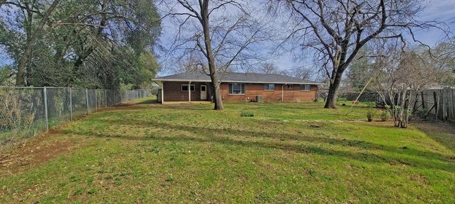 3072 Alta Mesa Drive, Redding, CA 96002