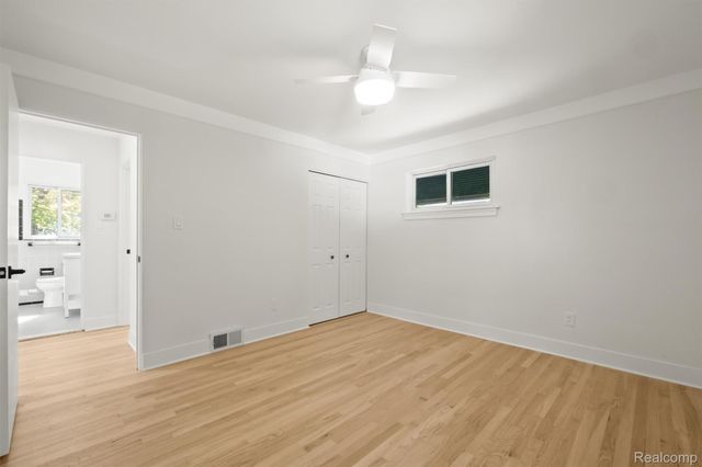 23007 Frederick Avenue, Farmington, MI 48336