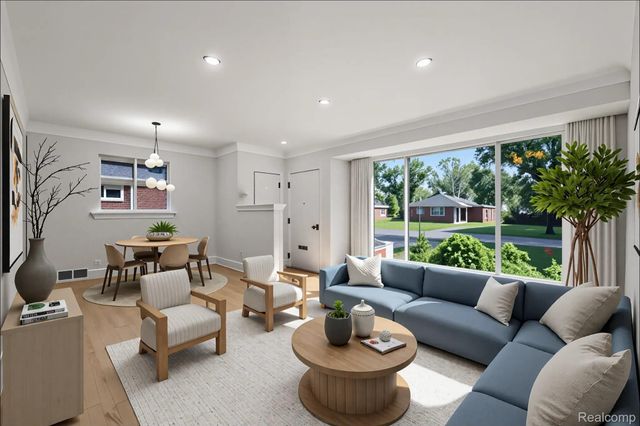 23007 Frederick Avenue, Farmington, MI 48336