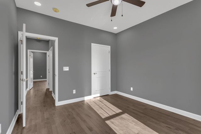 30 Shire Ct, Leoma, TN 38468