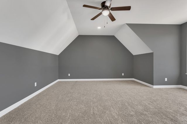 30 Shire Ct, Leoma, TN 38468