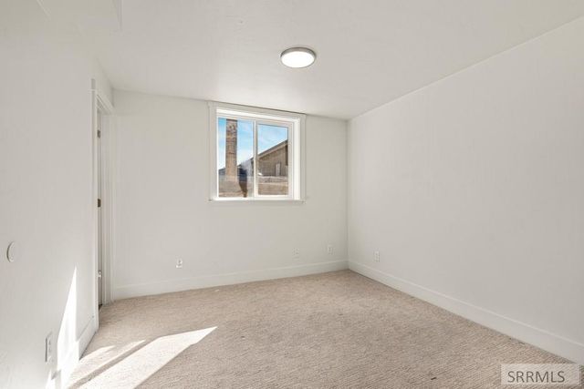 4660 Hawthorne Avenue, Chubbuck, ID 83202