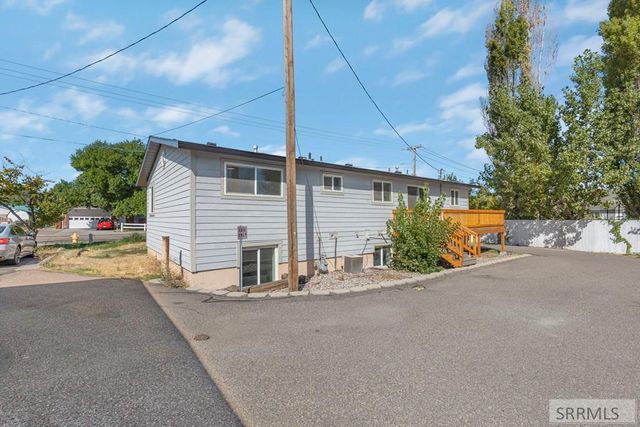 4660 Hawthorne Avenue, Chubbuck, ID 83202