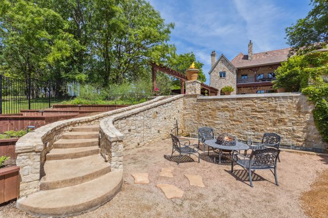 2505 Pelican Court, Flower Mound, TX 75022