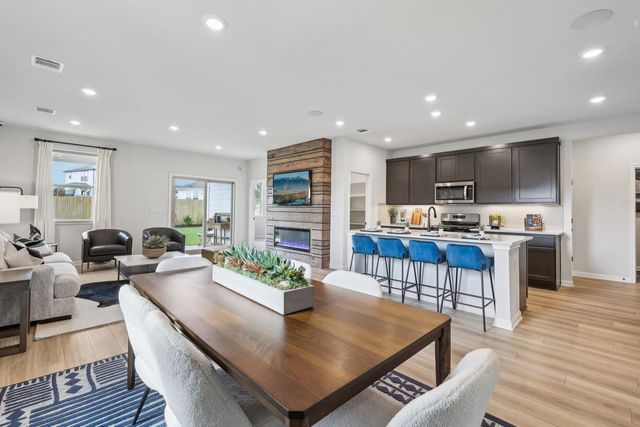 10511 Agile LN, Buda, TX 78610