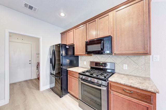 8708 Wood Stork DR, Austin, TX 78729