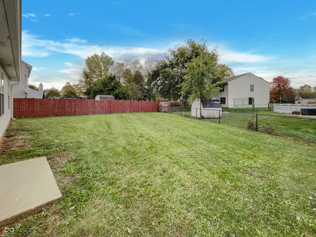 5561 Lippan Way, Indianapolis, IN 46221