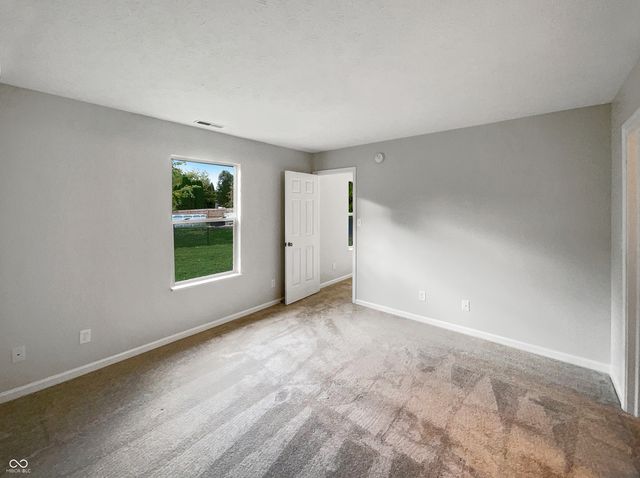 5561 Lippan Way, Indianapolis, IN 46221