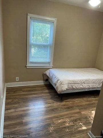 2001 Cartier Street, Flint, MI 48504