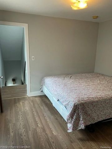 2001 Cartier Street, Flint, MI 48504