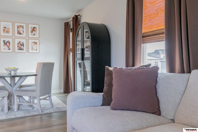 10818 S 178th Street, Omaha, NE 68136