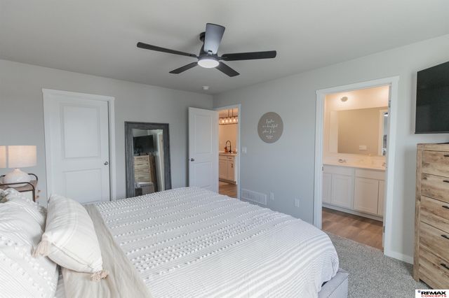 10818 S 178th Street, Omaha, NE 68136