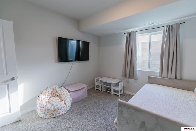 10818 S 178th Street, Omaha, NE 68136