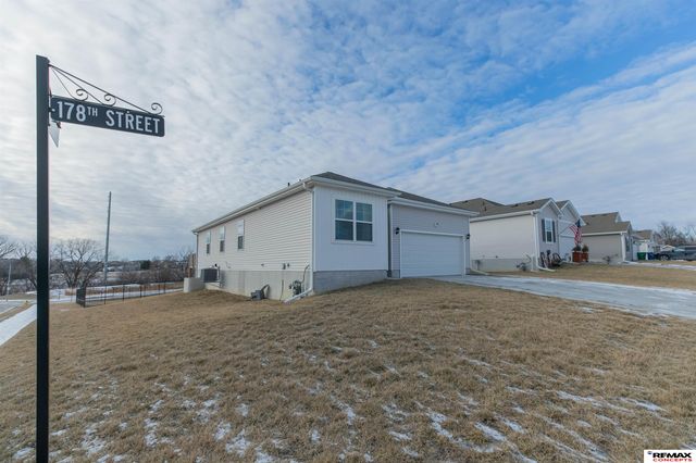 10818 S 178th Street, Omaha, NE 68136
