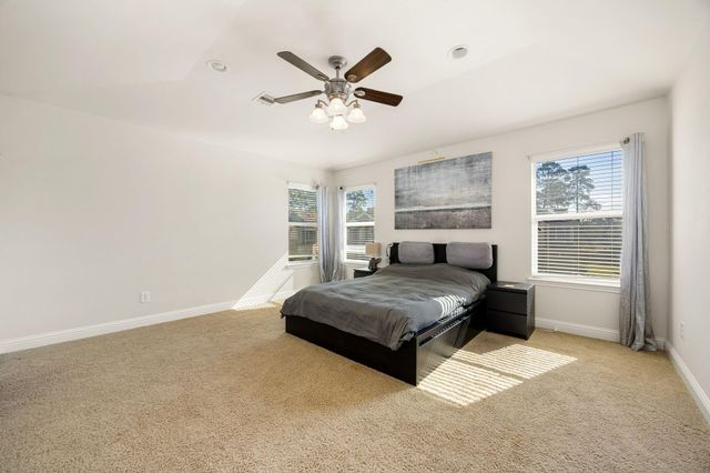 16030 Summerville Lake Drive, Tomball, TX 77377