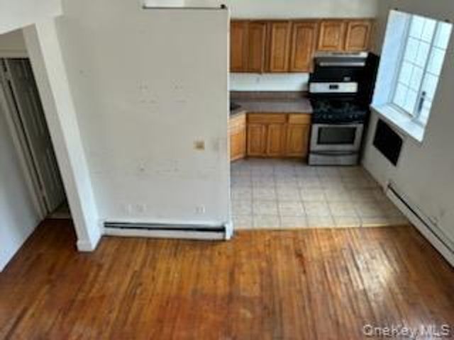 1987 Cruger Avenue, Bronx, NY 10462