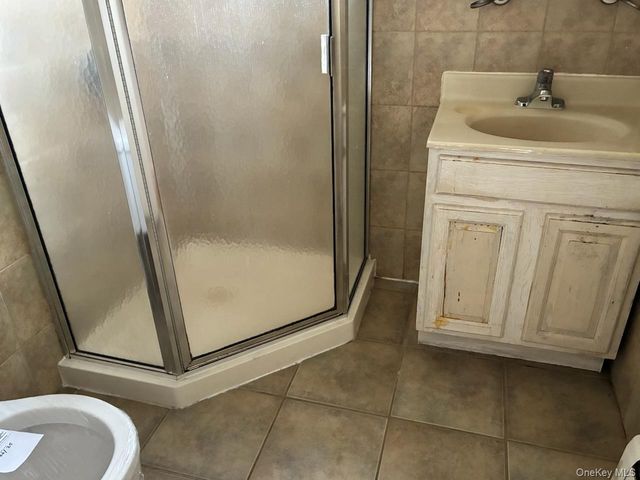 1987 Cruger Avenue, Bronx, NY 10462