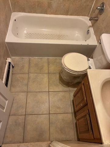 1987 Cruger Avenue, Bronx, NY 10462