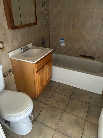 1987 Cruger Avenue, Bronx, NY 10462