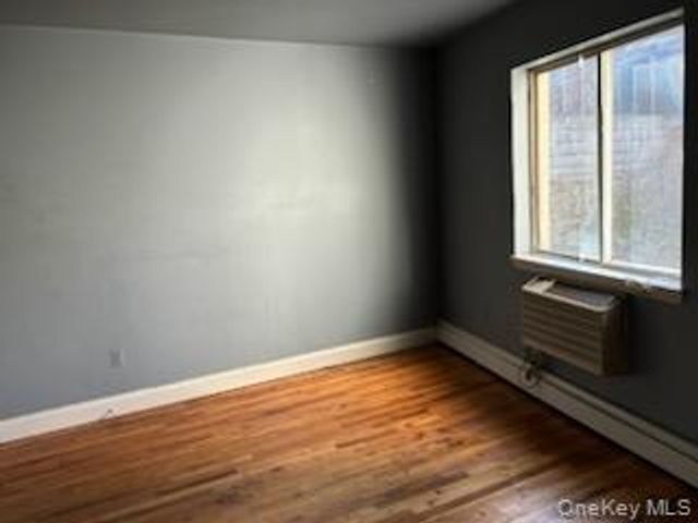 1987 Cruger Avenue, Bronx, NY 10462