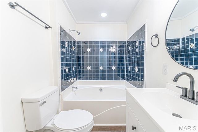 803 S 4th Street, De Soto, MO 63020