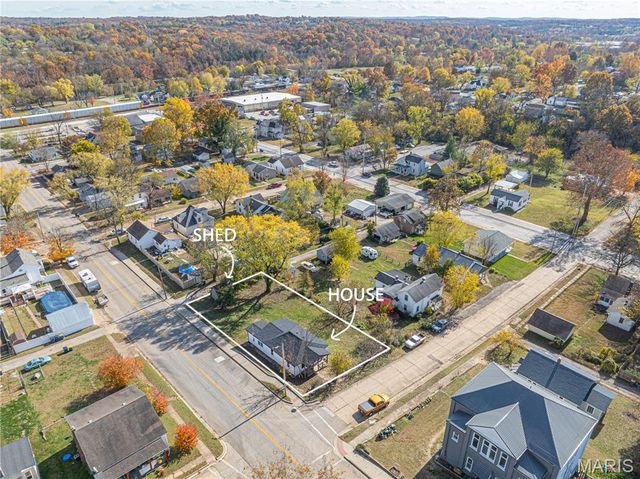 803 S 4th Street, De Soto, MO 63020