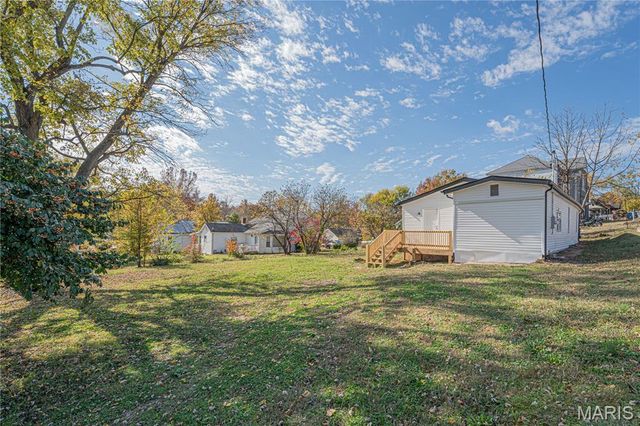803 S 4th Street, De Soto, MO 63020
