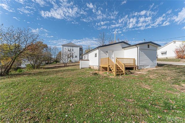 803 S 4th Street, De Soto, MO 63020