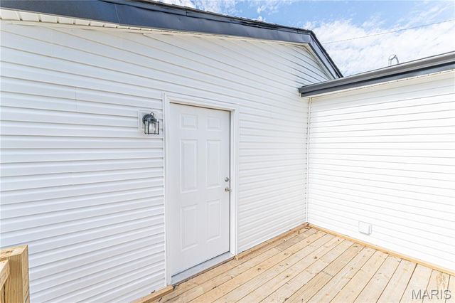 803 S 4th Street, De Soto, MO 63020