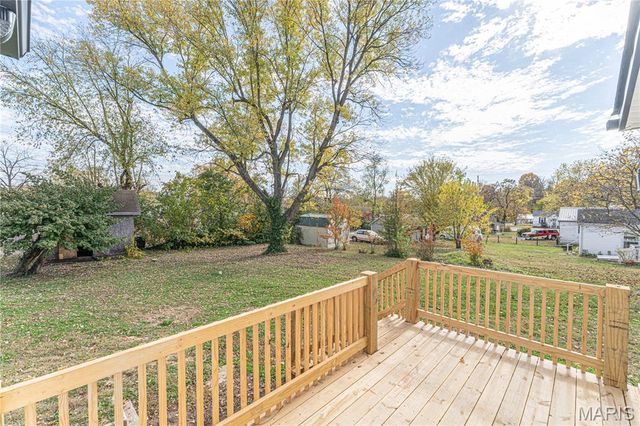 803 S 4th Street, De Soto, MO 63020