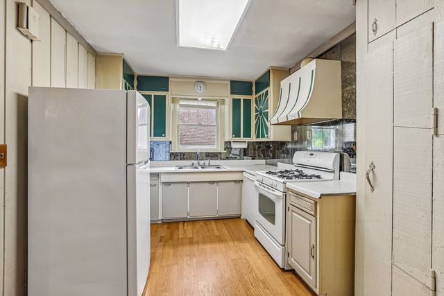 35482 N Sheridan Drive, Ingleside, IL 60041