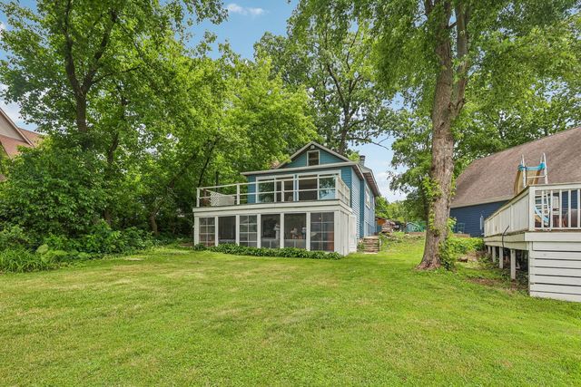 35482 N Sheridan Drive, Ingleside, IL 60041