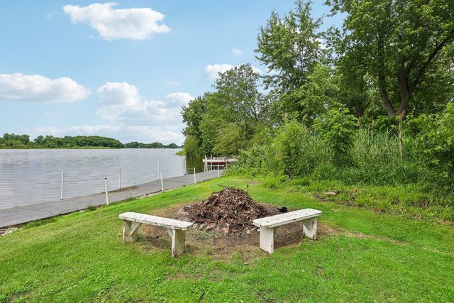 35482 N Sheridan Drive, Ingleside, IL 60041