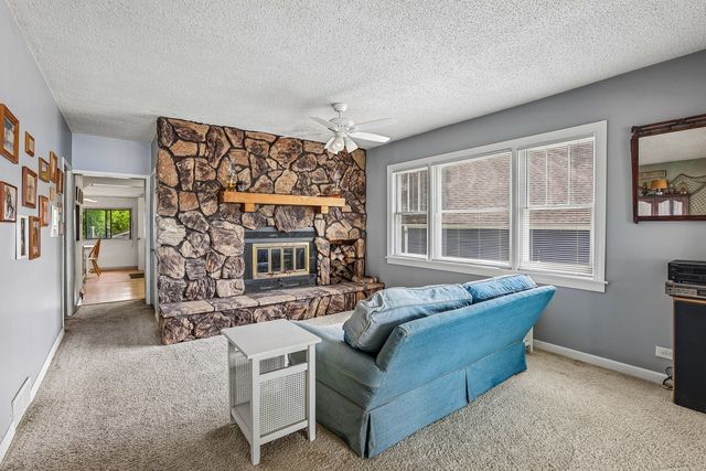 35482 N Sheridan Drive, Ingleside, IL 60041