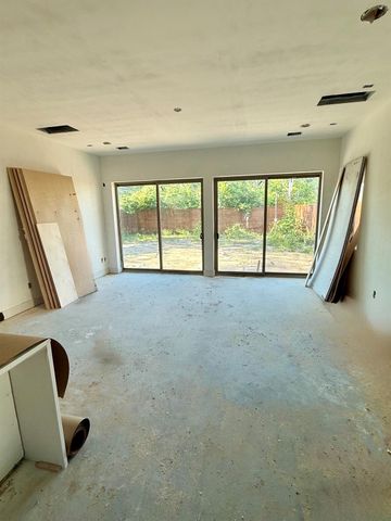 116 E 23rd Street, Houston, TX 77008