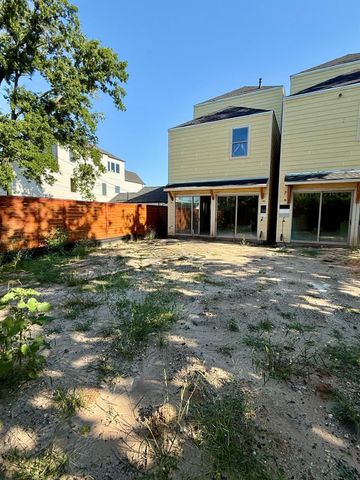 116 E 23rd Street, Houston, TX 77008