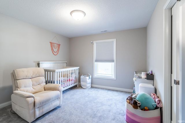 1472 Pyke Grove Pass, Huntertown, IN 46748