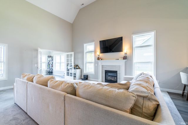 1472 Pyke Grove Pass, Huntertown, IN 46748