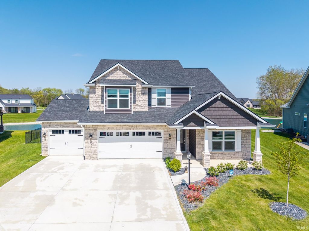 1472 Pyke Grove Pass, Huntertown, IN 46748