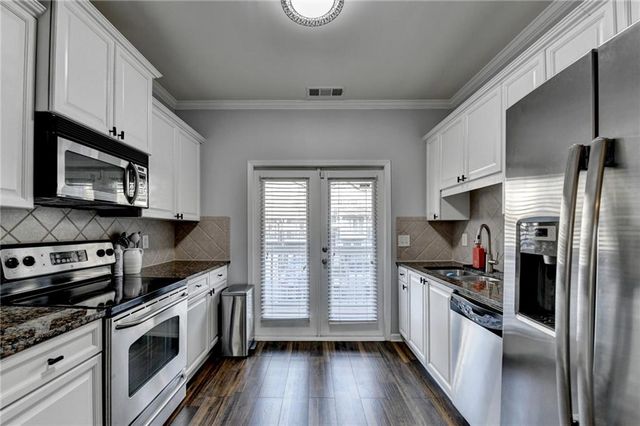 1169 Liberty NW Parkway, Atlanta, GA 30318