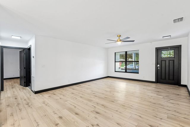 299 Sandpiper Avenue, Royal Palm Beach, FL 33411