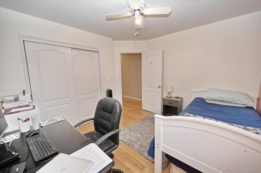 Image 27 of property listing at 870 N Bush Avenue, Clovis, CA 93611
