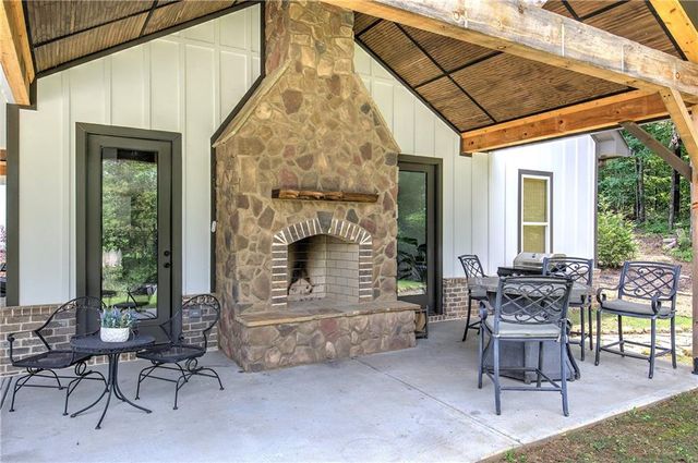 168 Gaddis Road NW, Cartersville, GA 30120