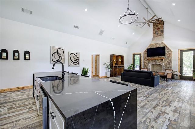 168 Gaddis Road NW, Cartersville, GA 30120
