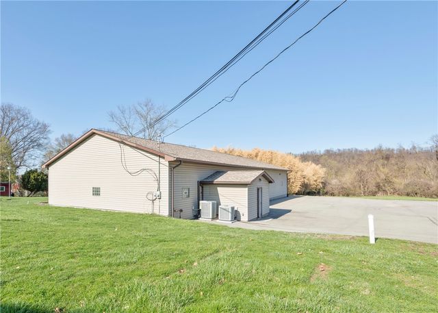 1115 Fayette Ave, Washington Twp, PA 15012