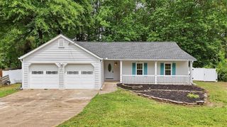 847 Riverstone Lane, Woodstock, GA 30188